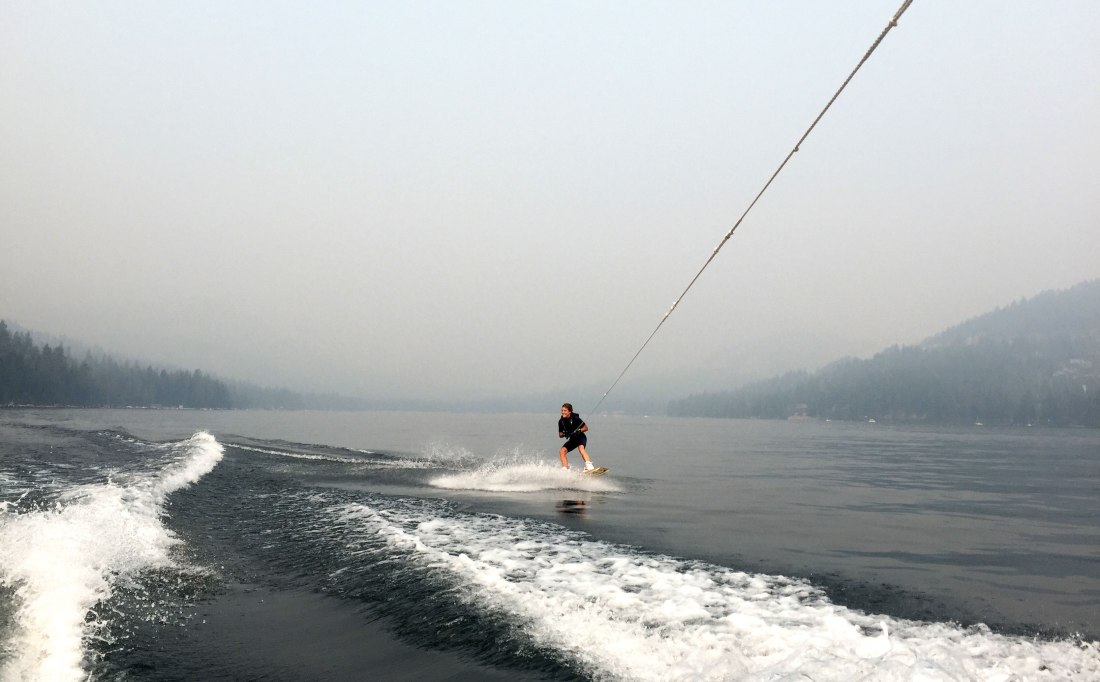 sierra-tahoe-wakeboard